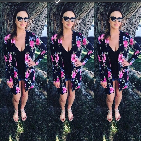 Floral Cardigan - Picture 1 of 1